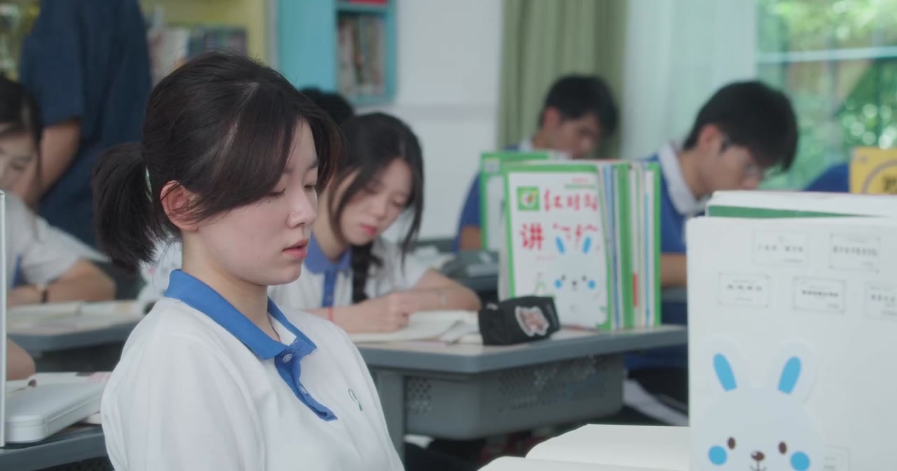 Tạm Biệt Lớp 18 tập 14