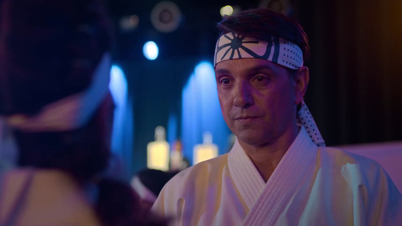 Võ đường Cobra Kai (Phần 5) tập 10 cảnh 2