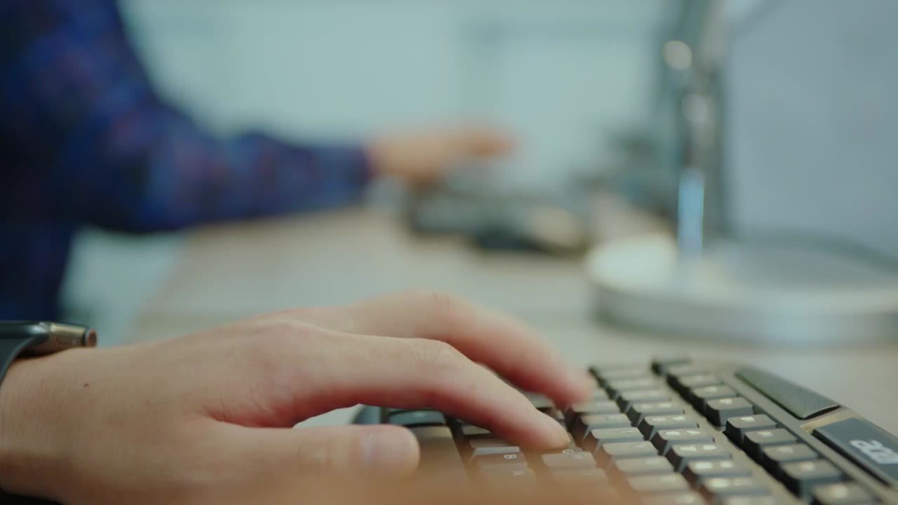 A Year Without a Job tập 10 cảnh 2
