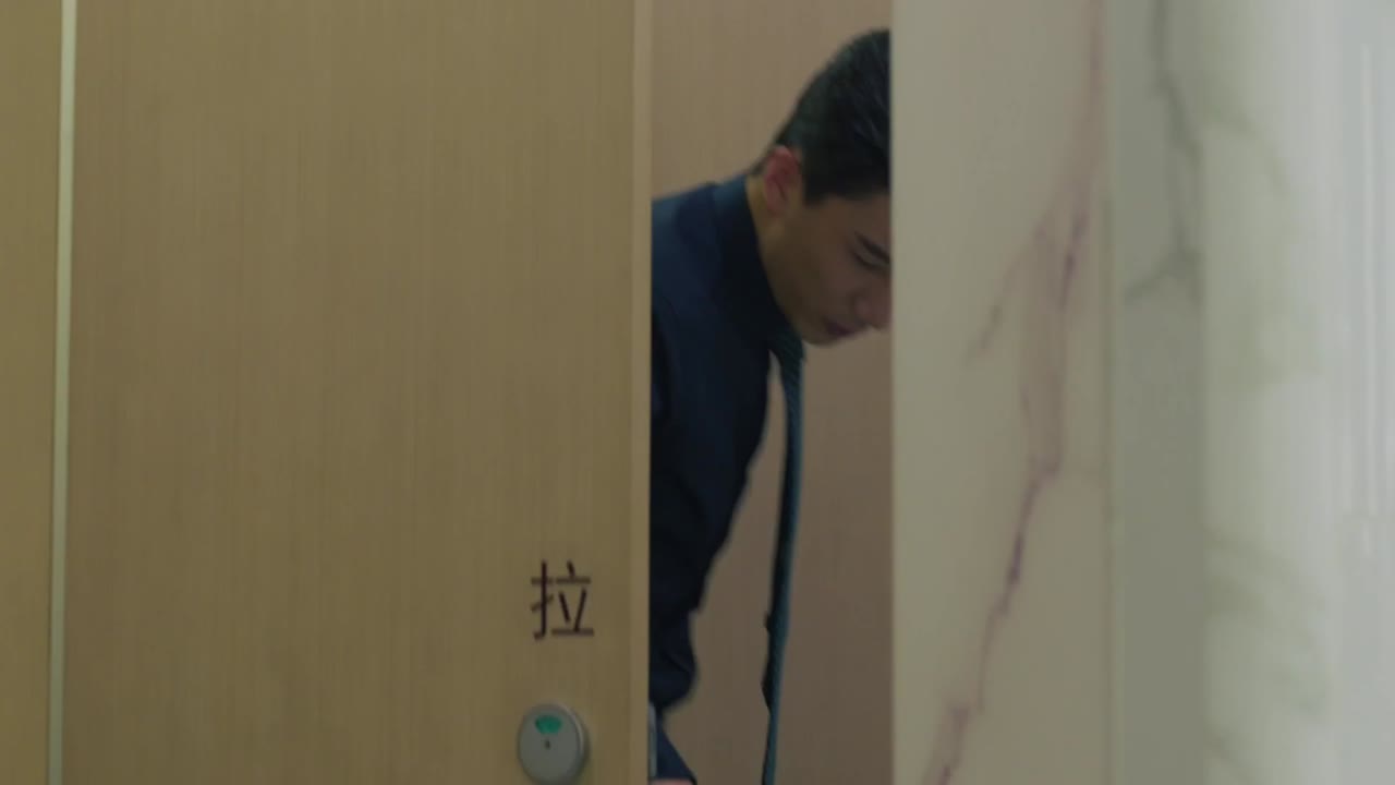 A Year Without a Job tập 13 cảnh 3