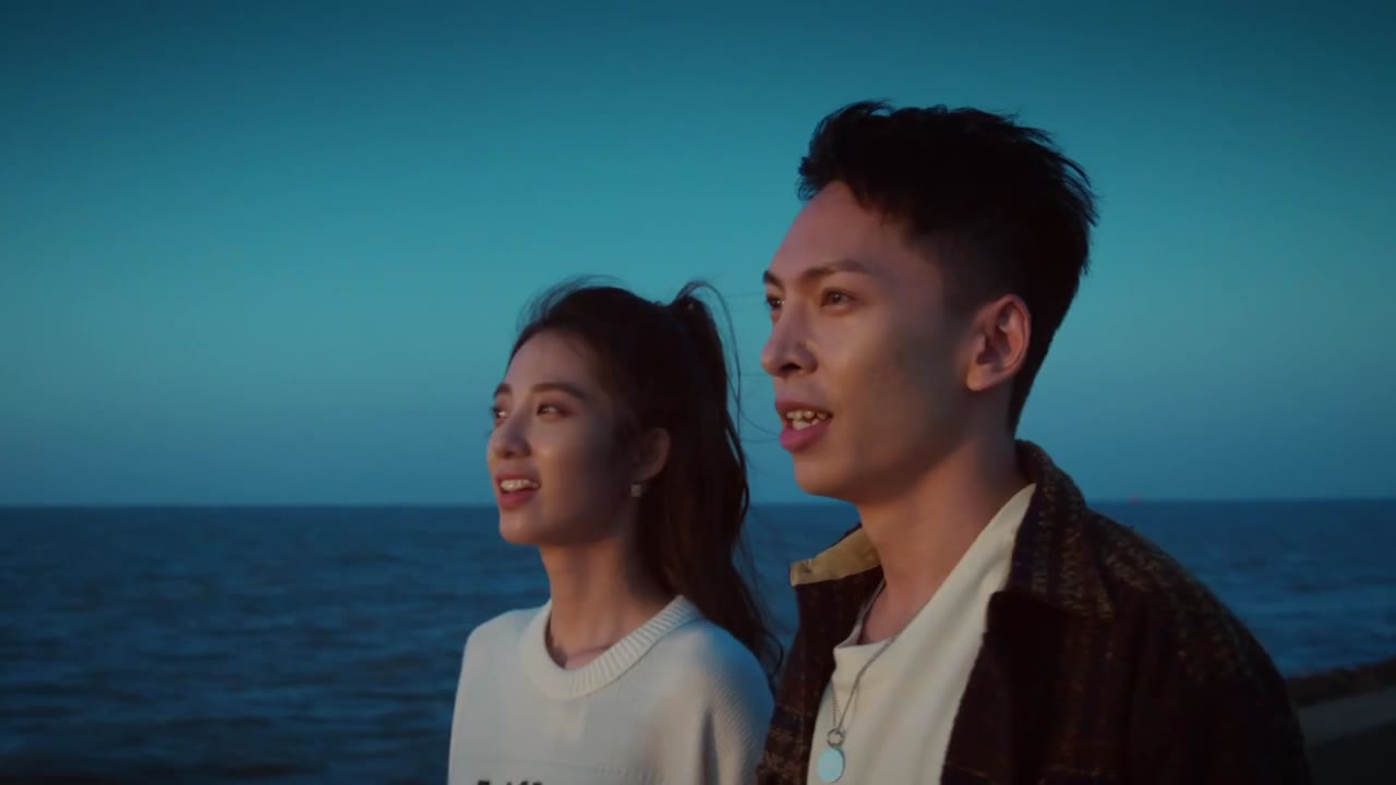 A Year Without a Job tập 15 cảnh 2