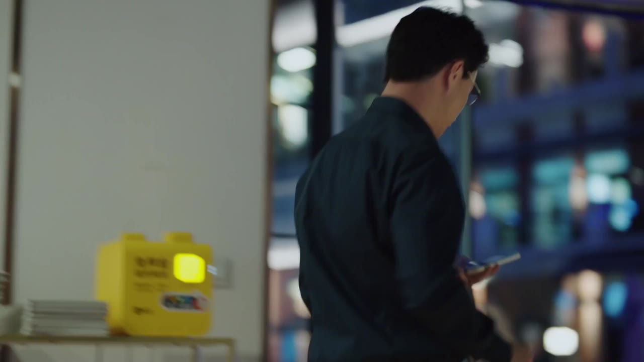 A Year Without a Job tập 24 cảnh 3