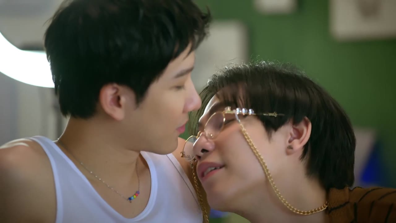 Họ Thuê Tôi Tán Tỉnh Sát Thủ tập 2