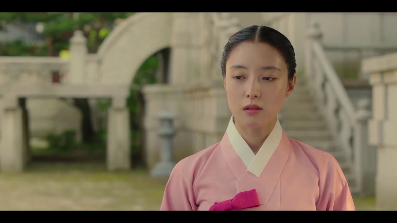 Cổ Tay Áo Màu Đỏ tập 3