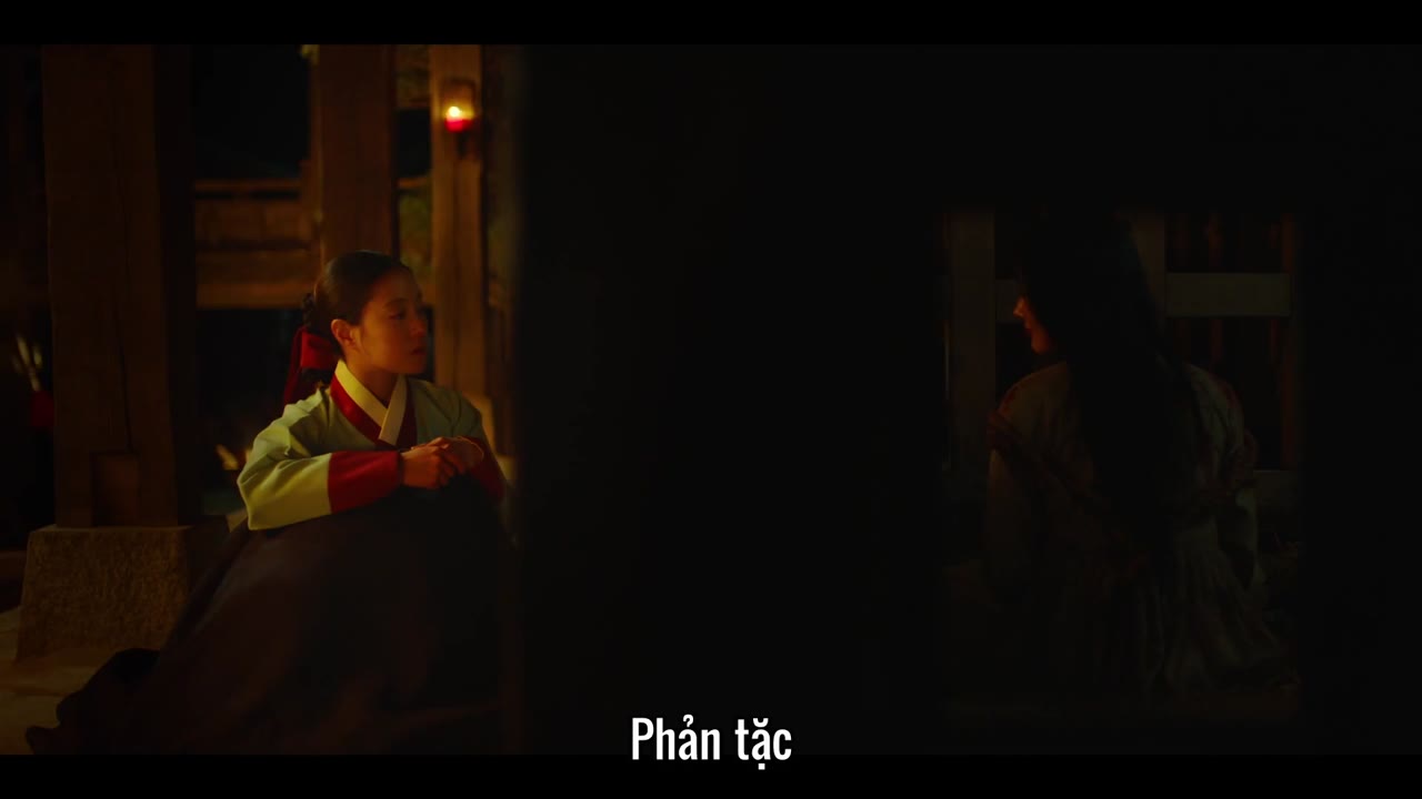 Cổ Tay Áo Màu Đỏ tập 13