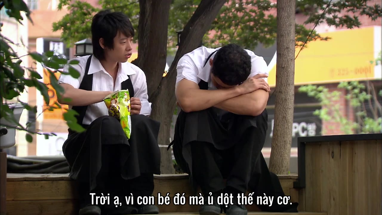 Tiệm Cà Phê Hoàng Tử tập 8 cảnh 2
