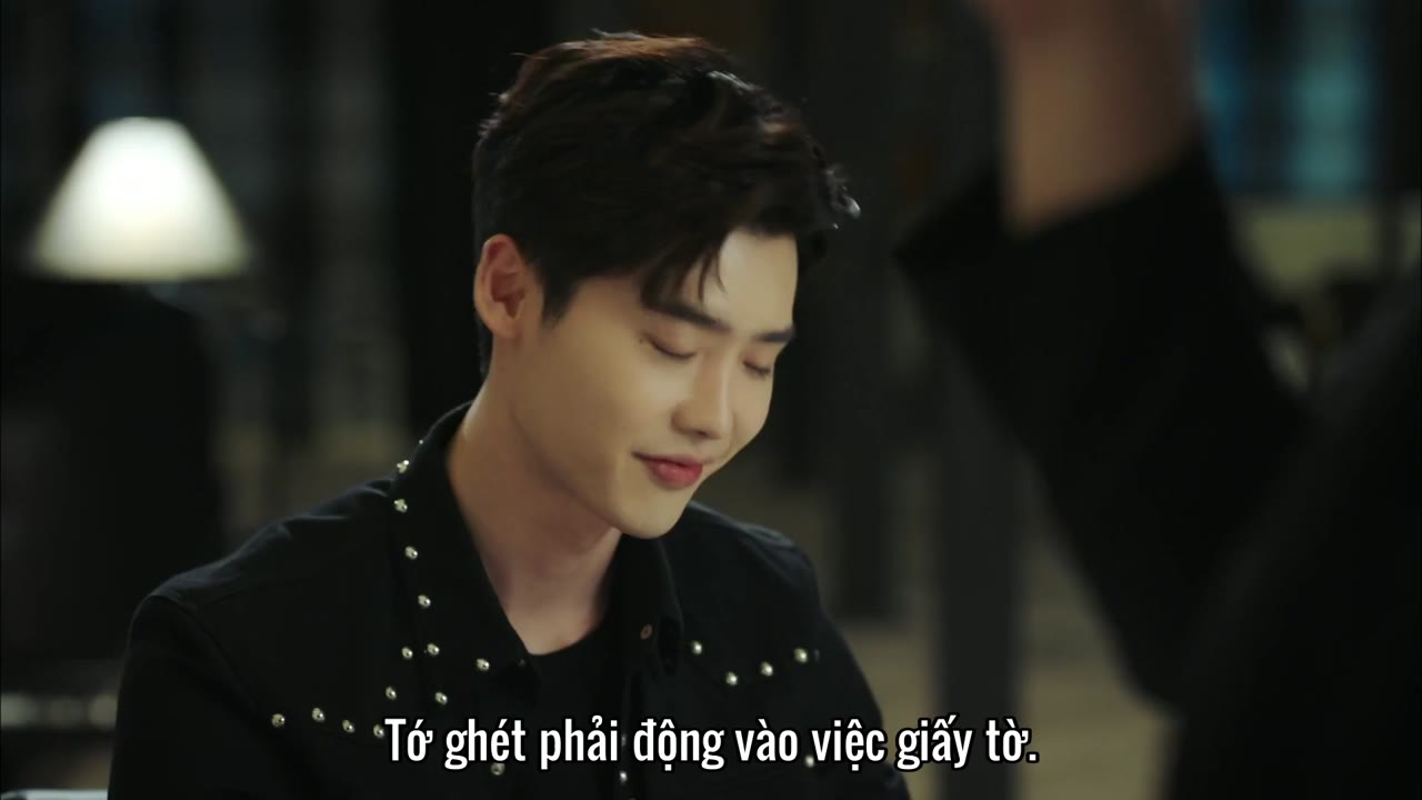 Hai Thế Giới tập 13 cảnh 2