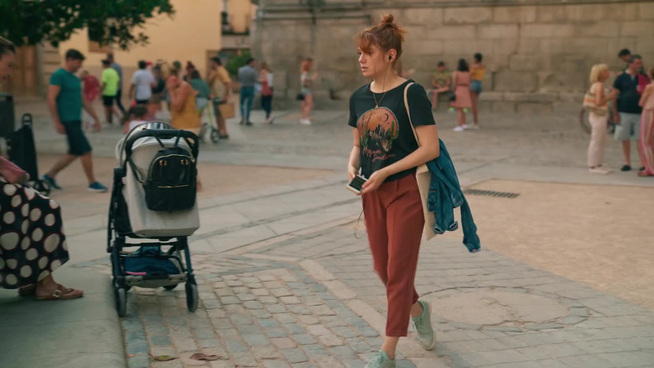 Valeria (Phần 2) tập 1 cảnh 2