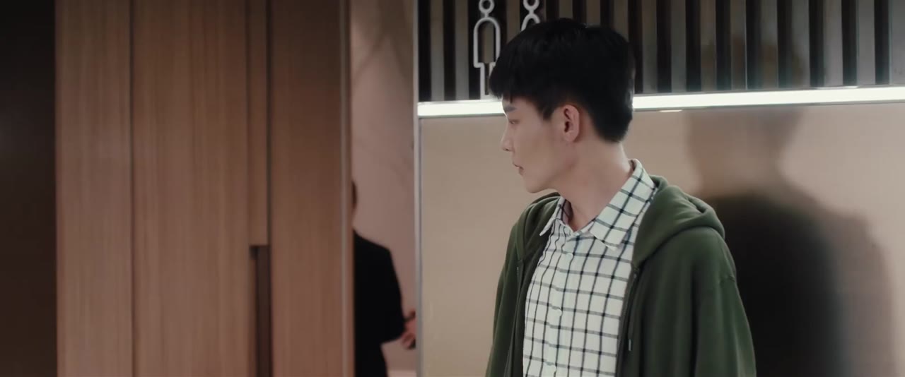 Trong Hôn Nhân, Ngoài Hôn Nhân tập 8 cảnh 3