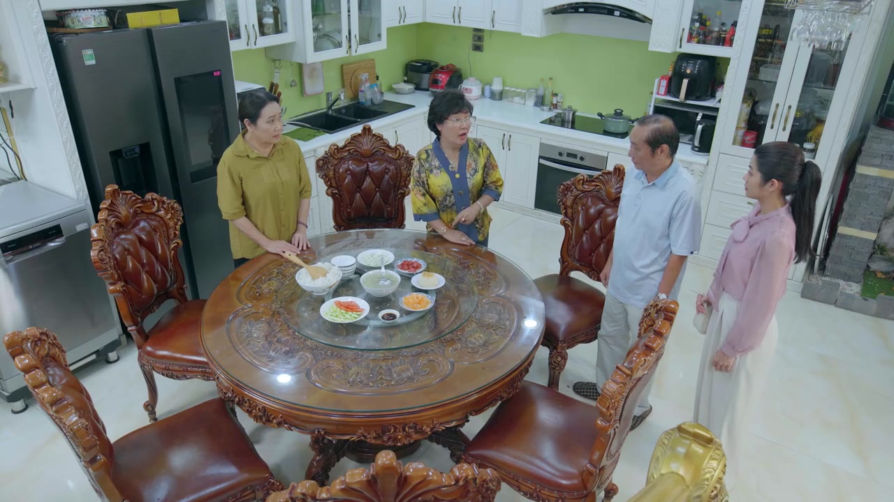 Nhà Có Hai Bà Nội tập 12 cảnh 2