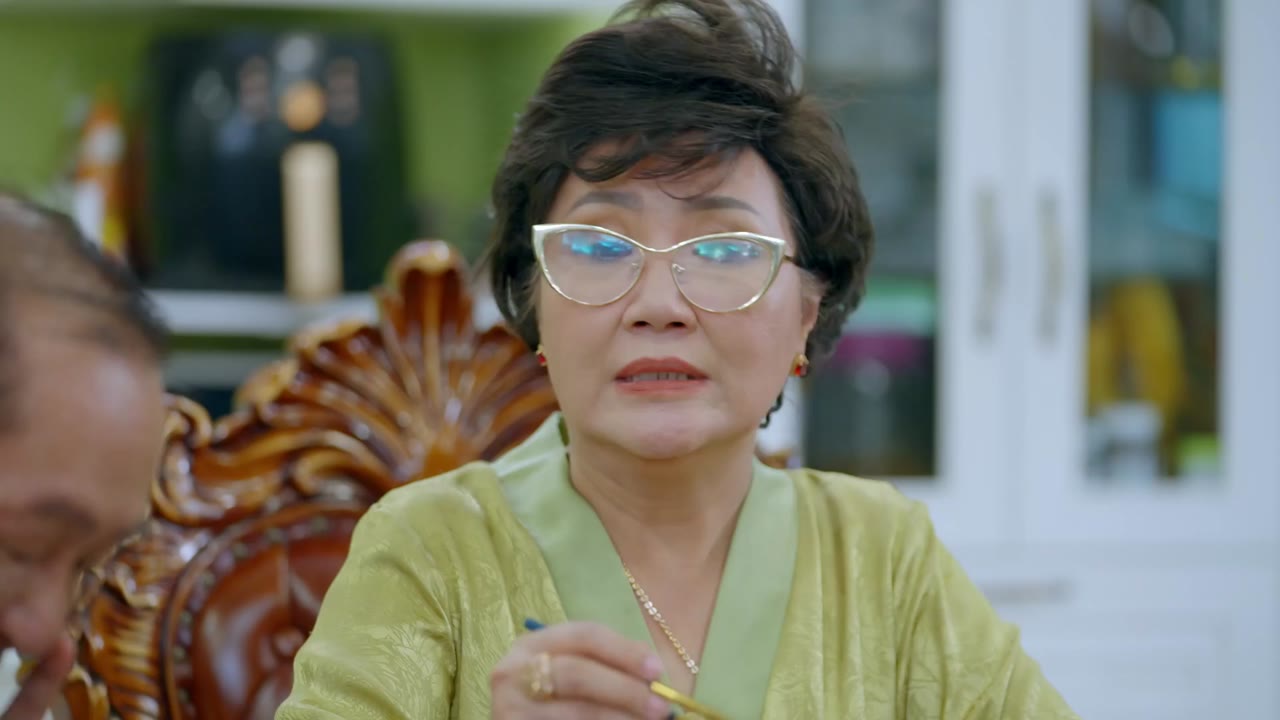 Nhà Có Hai Bà Nội tập 14 cảnh 2