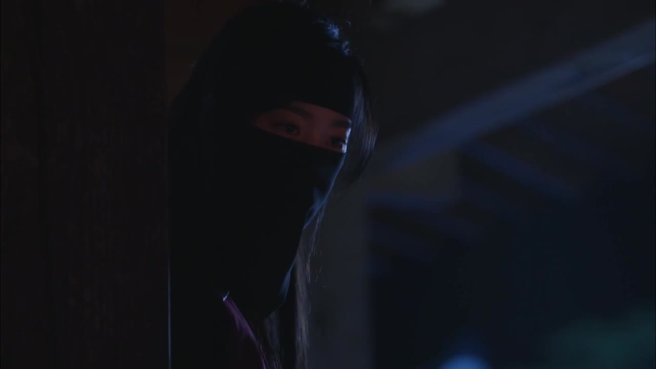 The Flower in Prison tập 6 cảnh 2