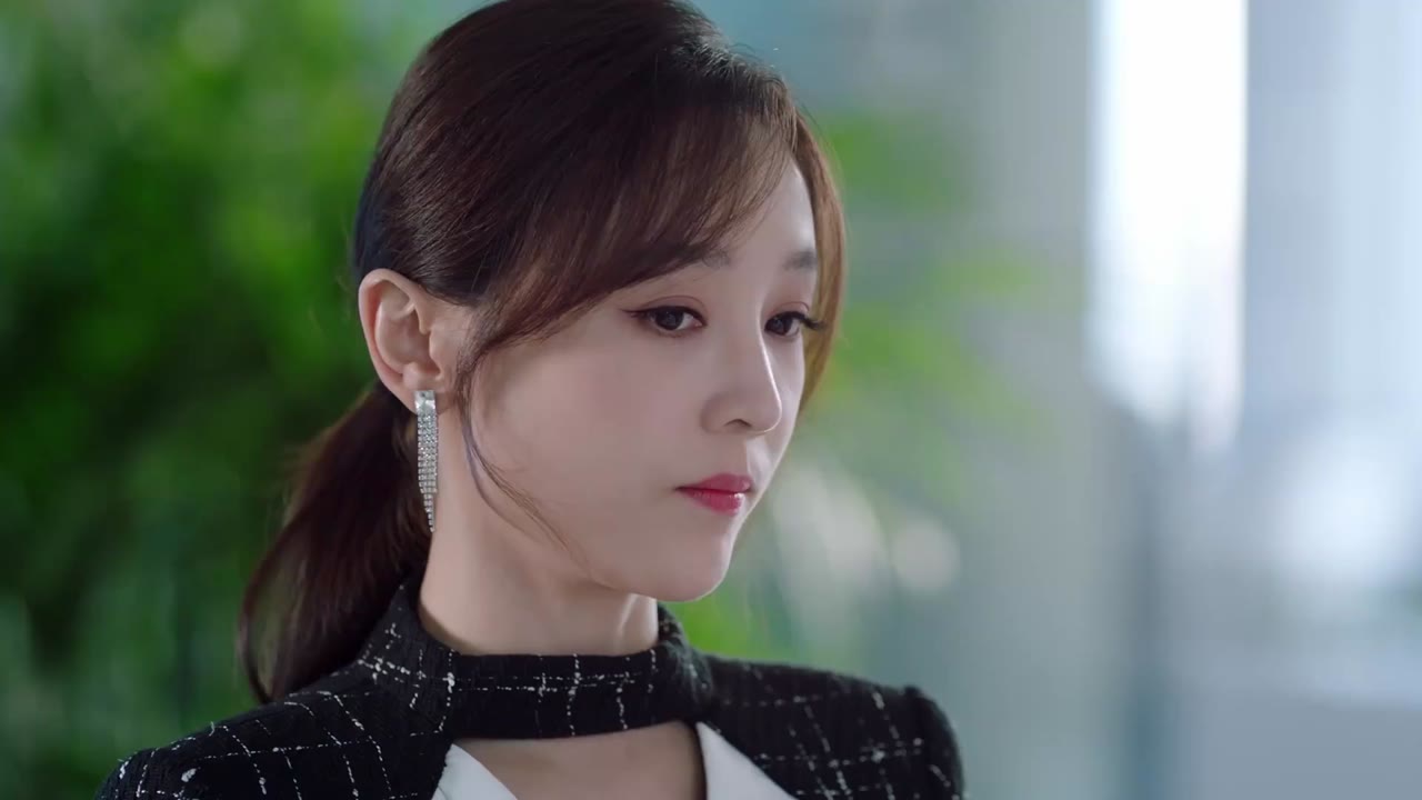 Cô Ấy Đạp Gió Mà Tới tập 4