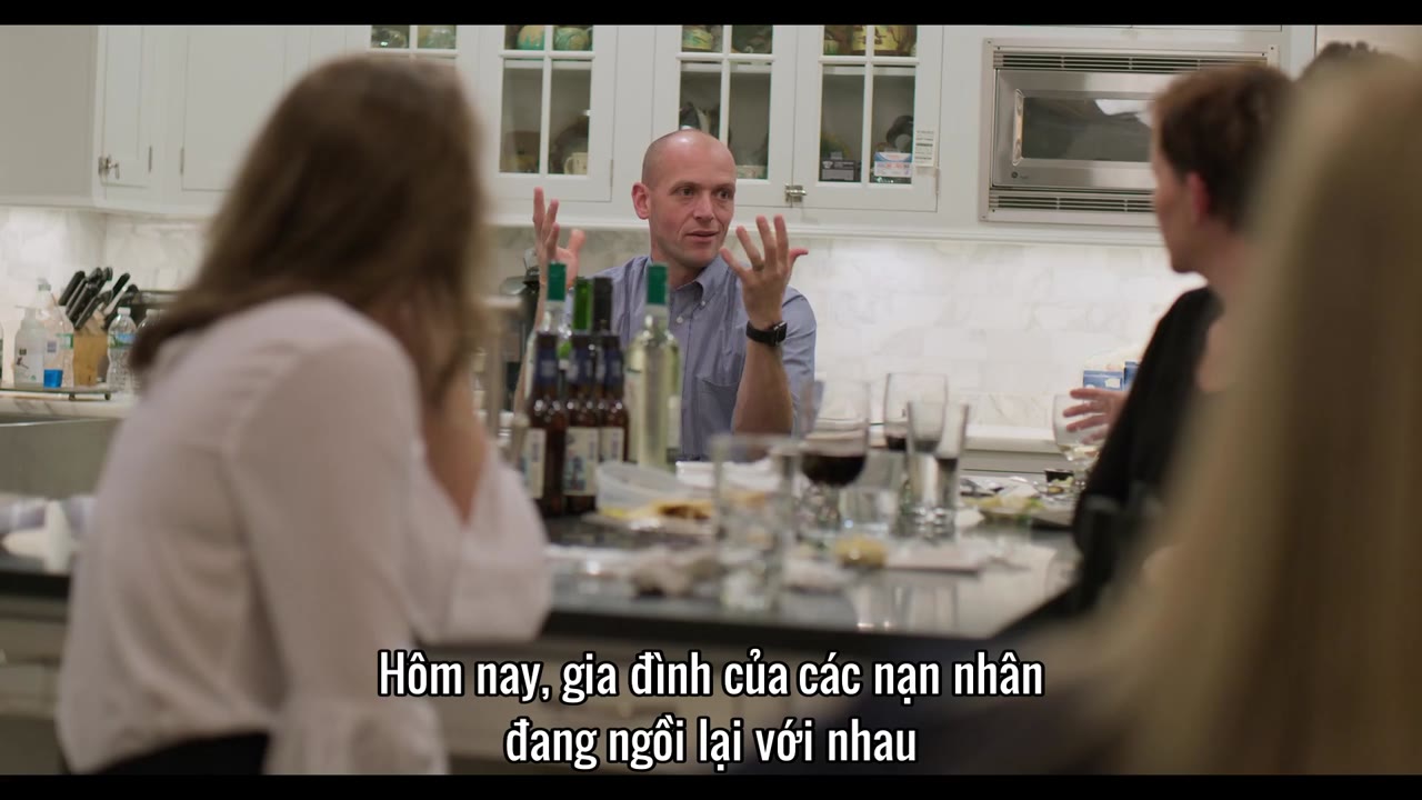 Hàng tiêu dùng: Mối nguy khôn lường tập 3 cảnh 3