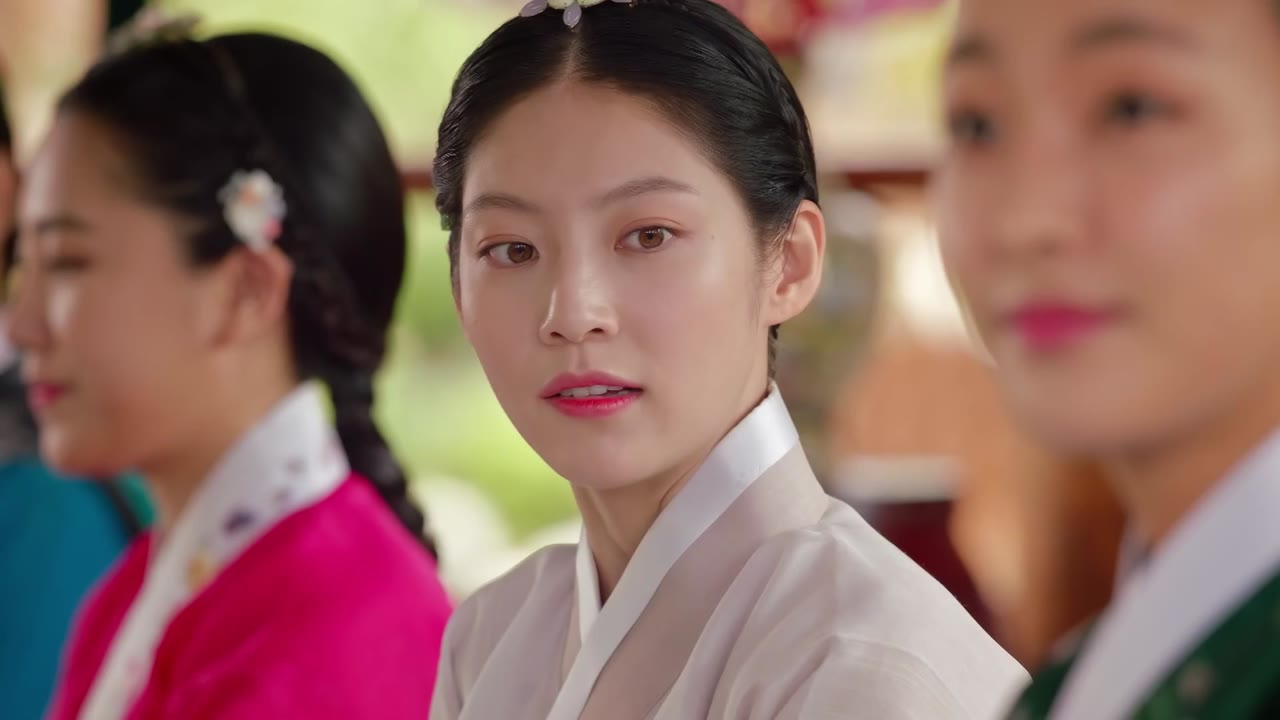 Biệt Đội Hoa Hòe: Trung Tâm Mai Mối Joseon tập 5 cảnh 2