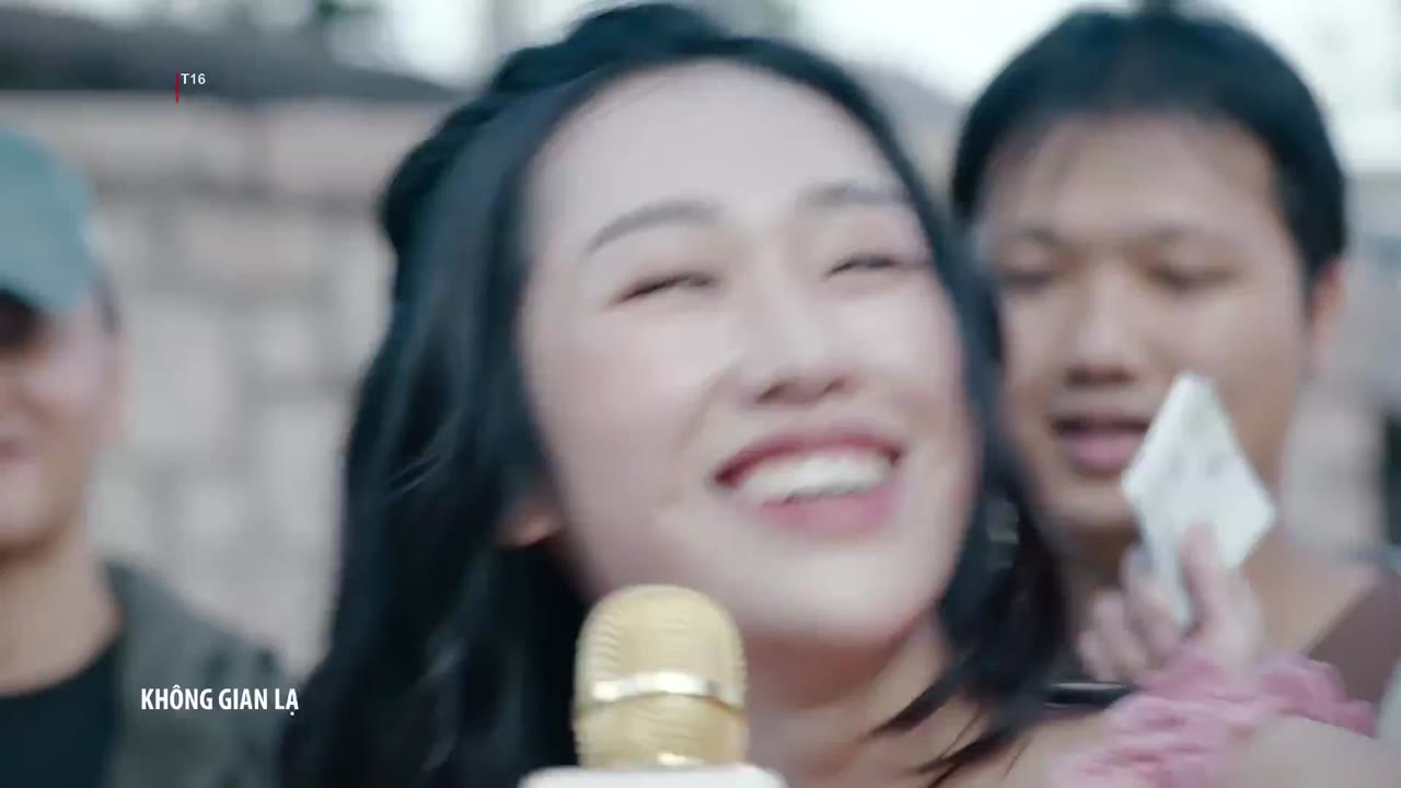 Không Gian Lạ tập 16 cảnh 2
