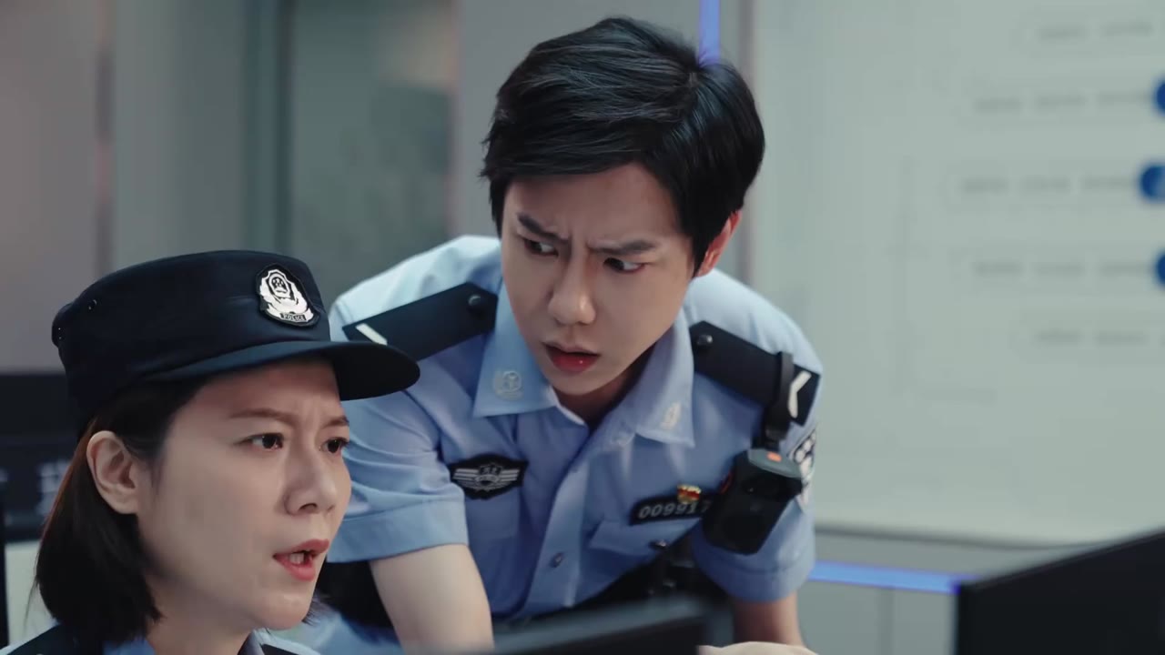 Chuyện Phòng Cảnh Sát tập 5 cảnh 2