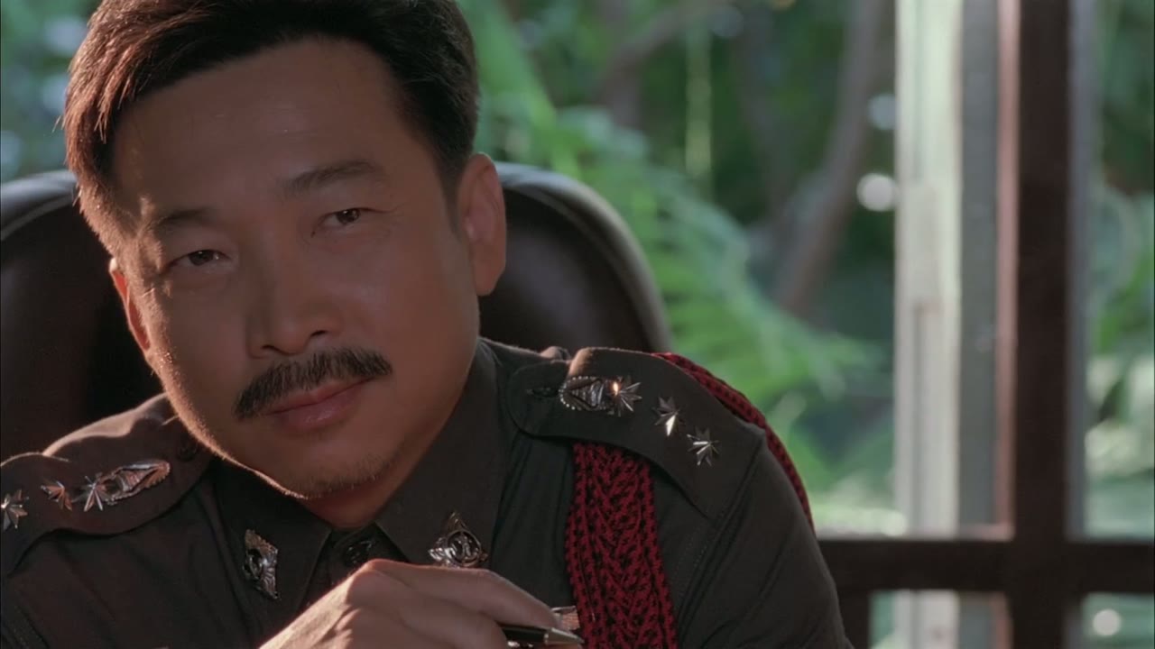 Giữa Bầy Lang Sói tập 1