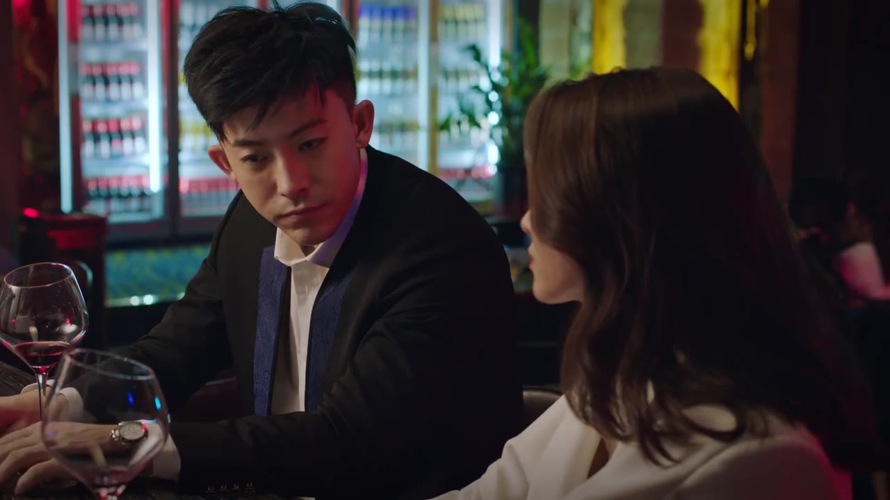 Cô Ấy Là Người Nguy Hiểm (Phần 1) tập 1