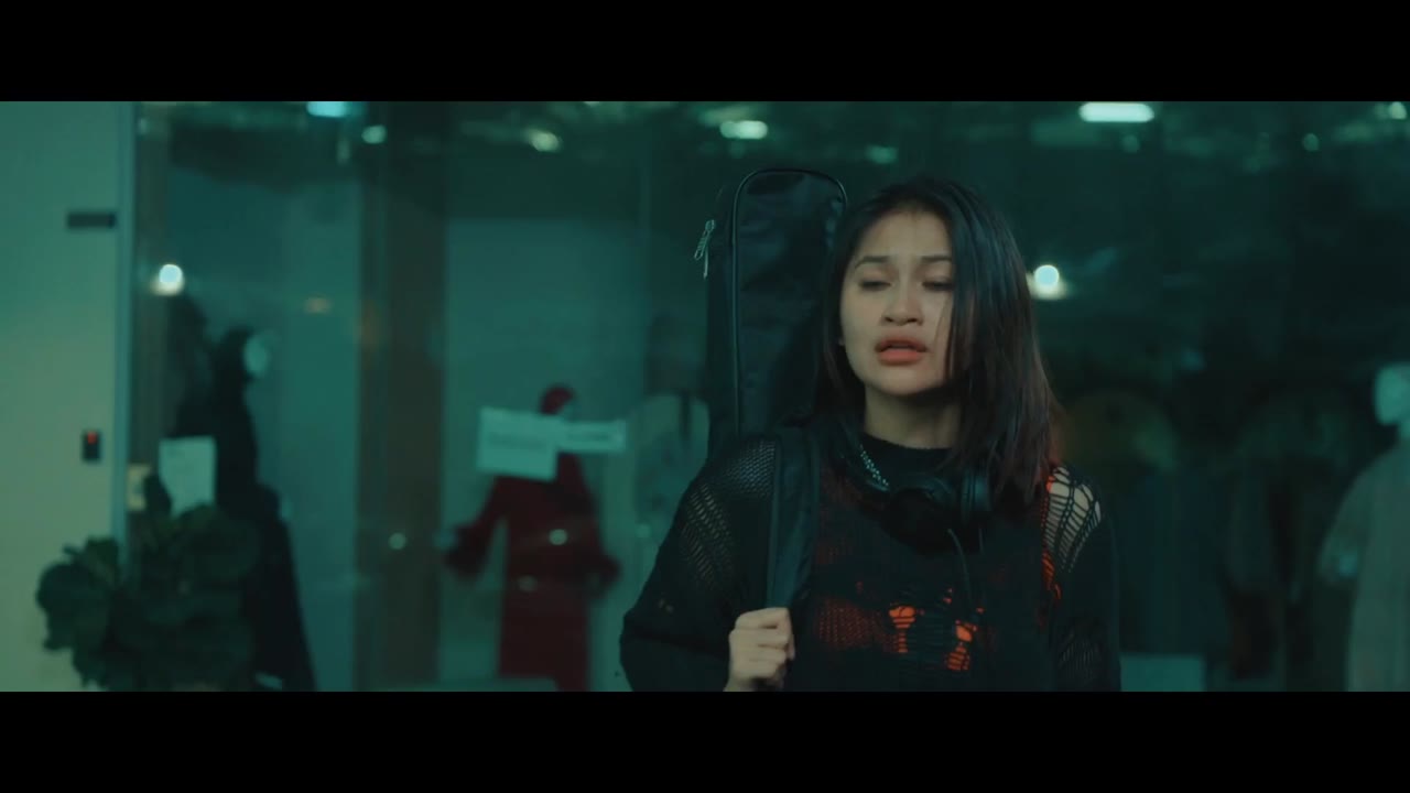 Nổi Loạn Mang Nguyên Cớ tập 2 cảnh 2