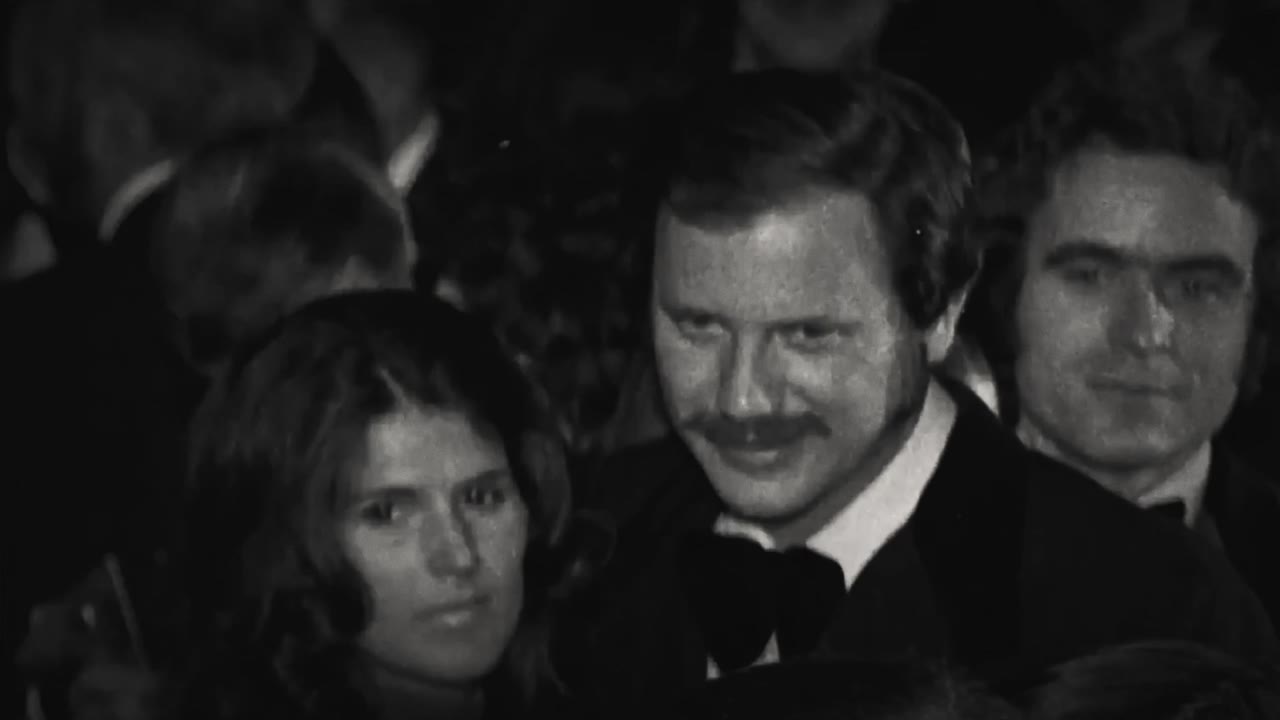 Đối thoại với kẻ sát nhân: Thước phim về Ted Bundy tập 1 cảnh 2