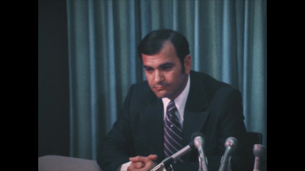 Đối thoại với kẻ sát nhân: Thước phim về Ted Bundy tập 3 cảnh 2