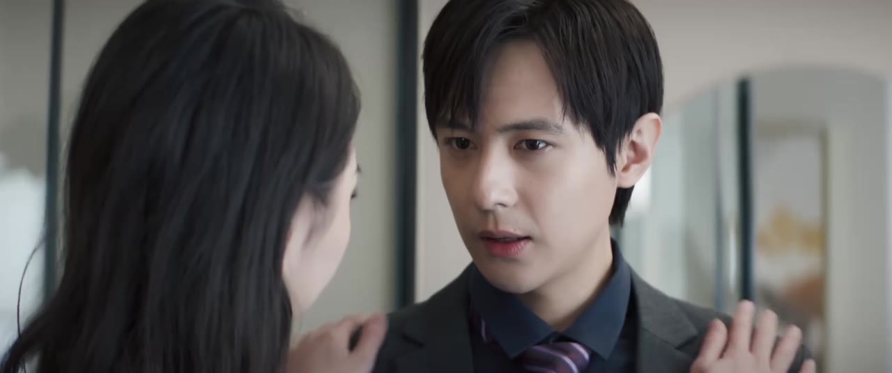 Cô Ấy Trở Lại tập 2 cảnh 2
