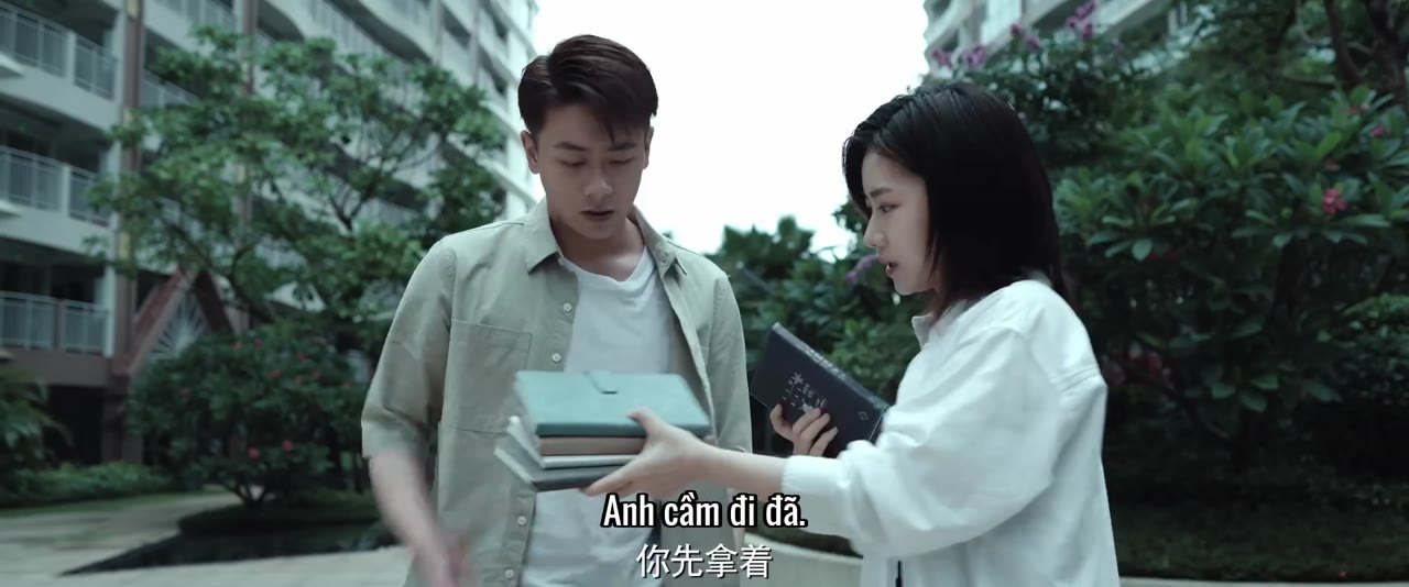 Sau Lưng Cô Ấy, Trước Mắt Tôi tập 1 cảnh 3