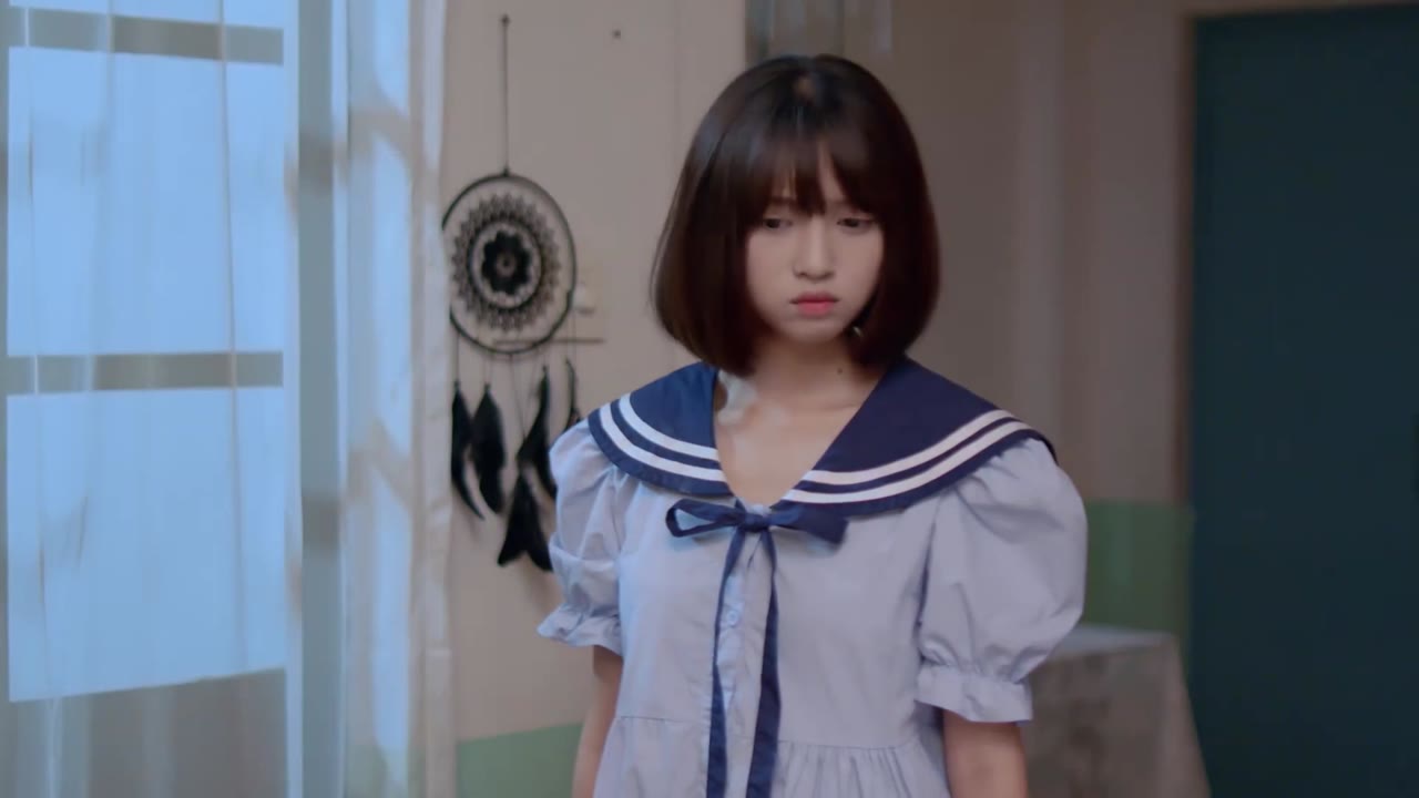 Cô Nàng Xui Xẻo Và Anh Chàng May Mắn tập 1 cảnh 2