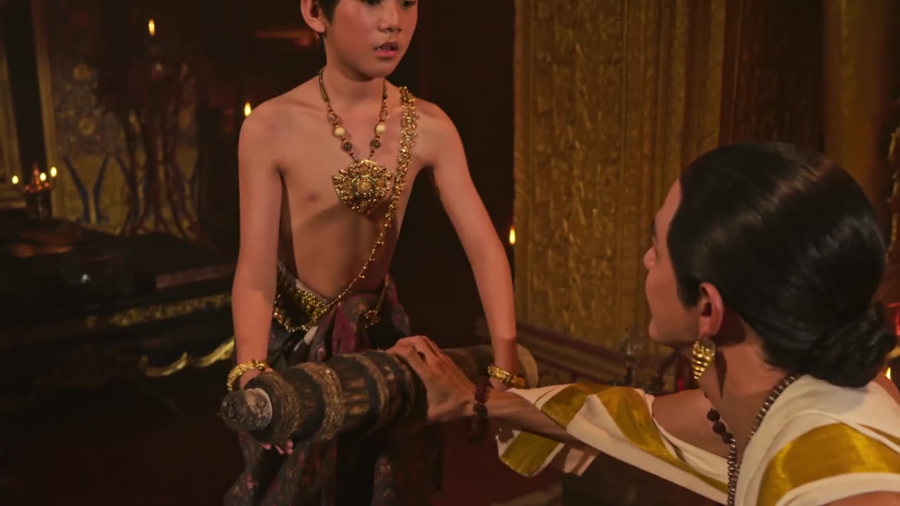 Nữ Hoàng Ayodhaya tập 8 cảnh 2