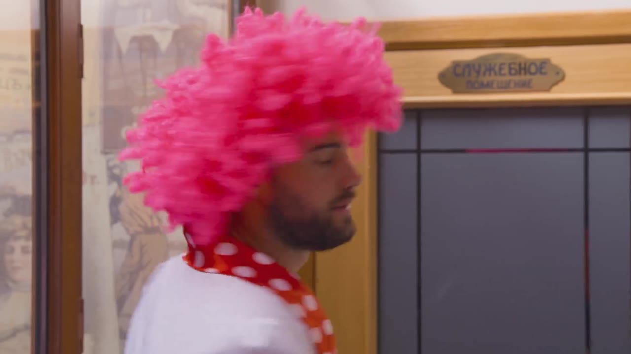 Jack Whitehall: Du lịch cùng cha tôi (Phần 3) tập 4 cảnh 3