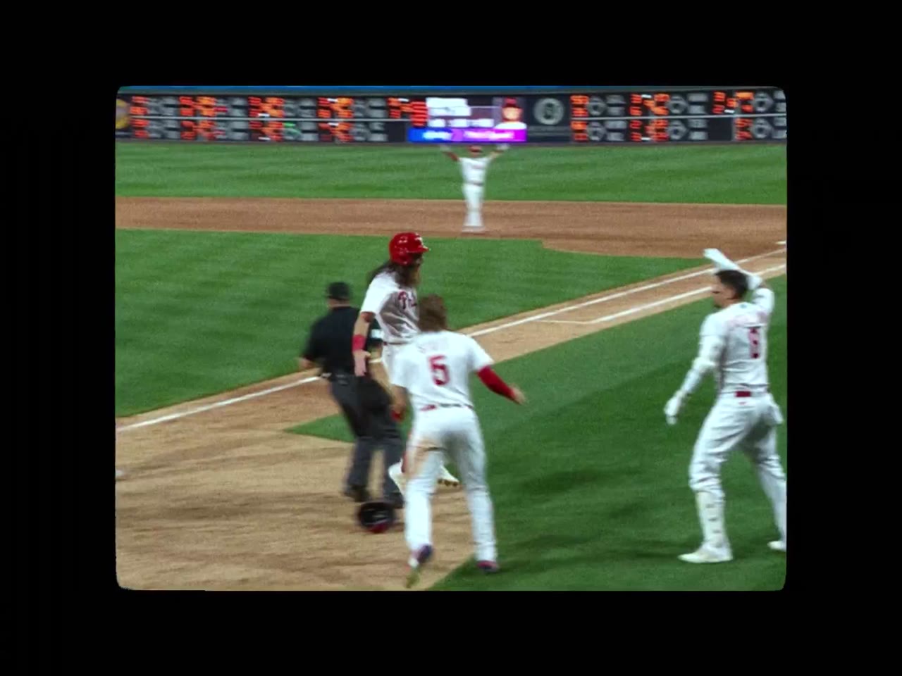 Trea Turner: Quay Đầu tập 1 cảnh 3
