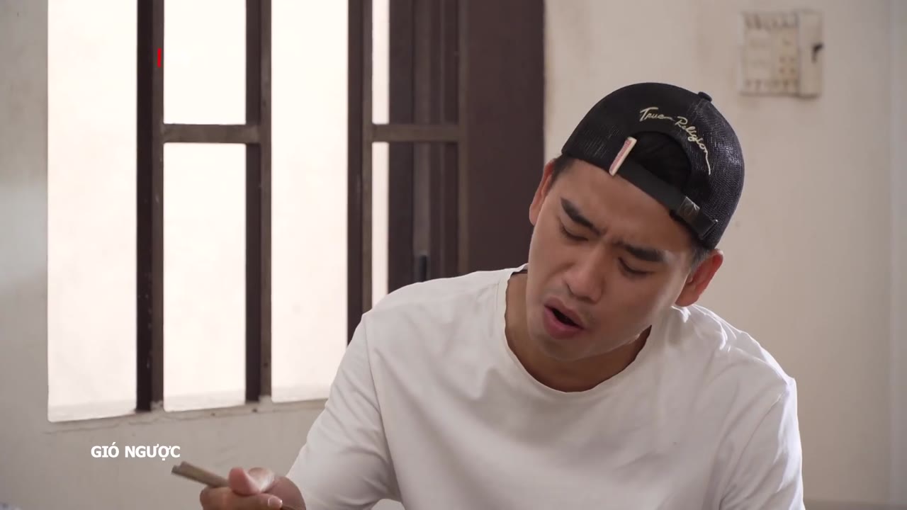 Gió Ngược tập 12 cảnh 2