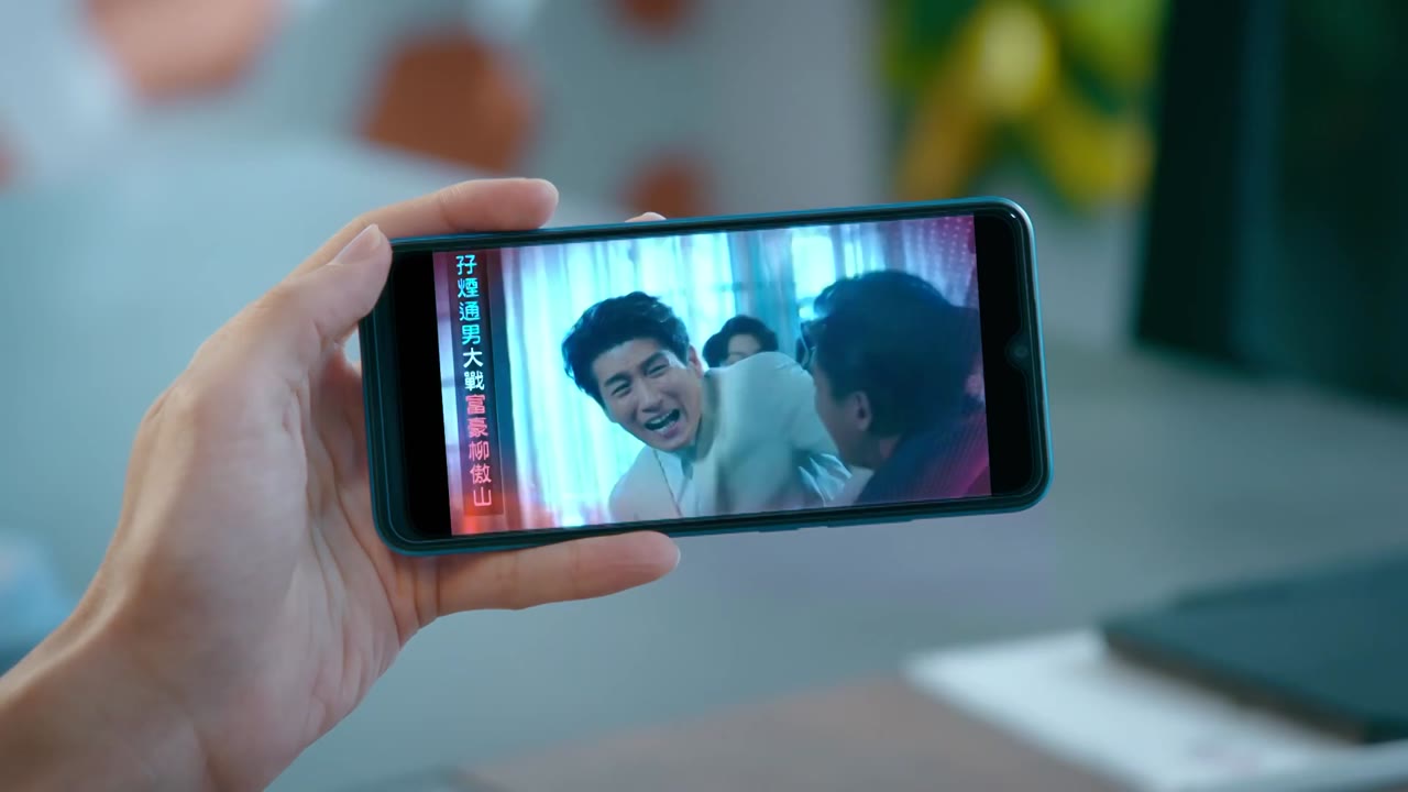 Em Không Phải Cô Ấy tập 12