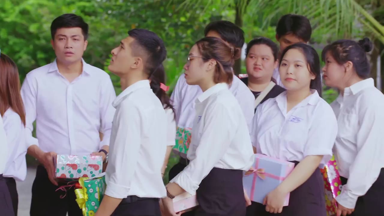 Chị Đại Trở Lại tập 1 cảnh 2