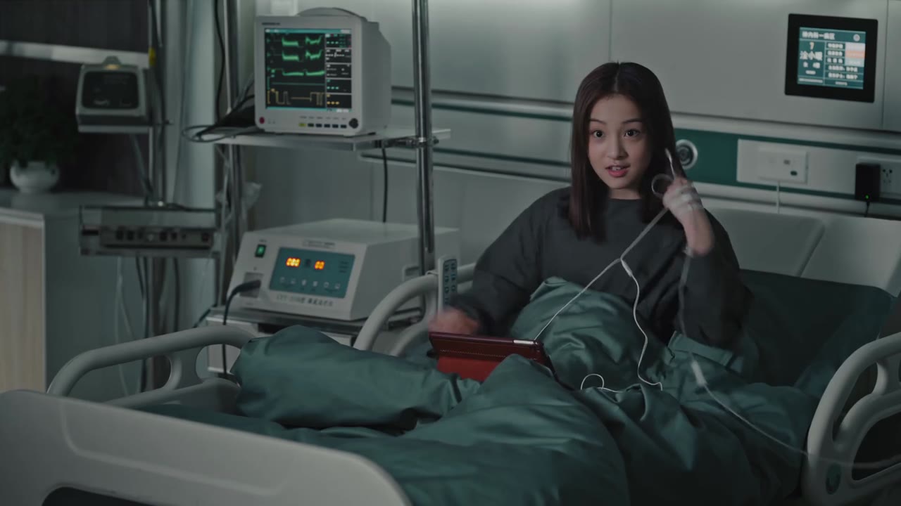 Trắng Đen Sáng Tỏ tập 15