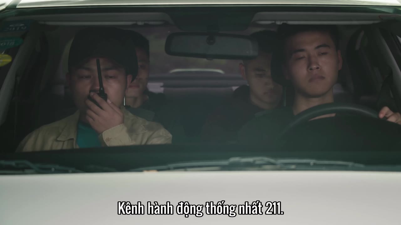 Trắng Đen Sáng Tỏ tập 32 cảnh 2