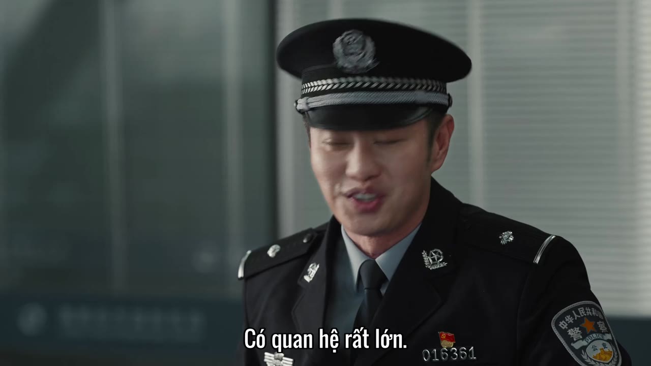 Trắng Đen Sáng Tỏ tập 39 cảnh 2