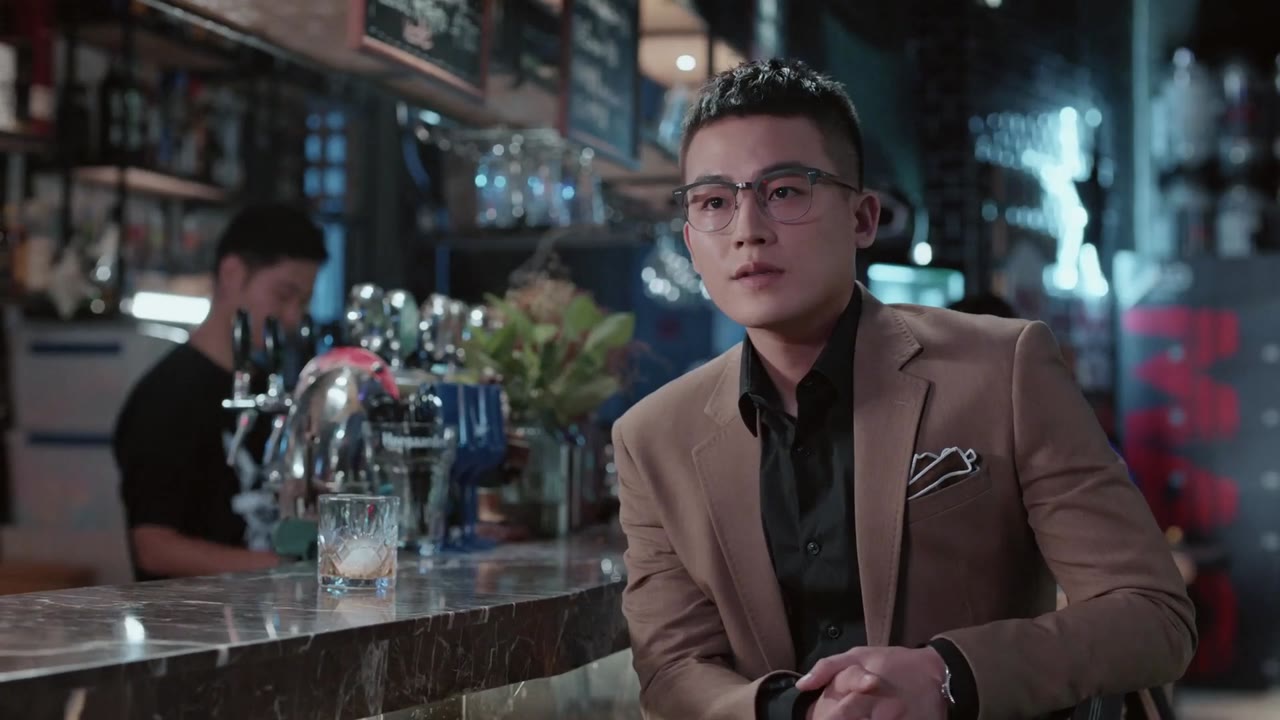 Người Tình Xa Lạ tập 1