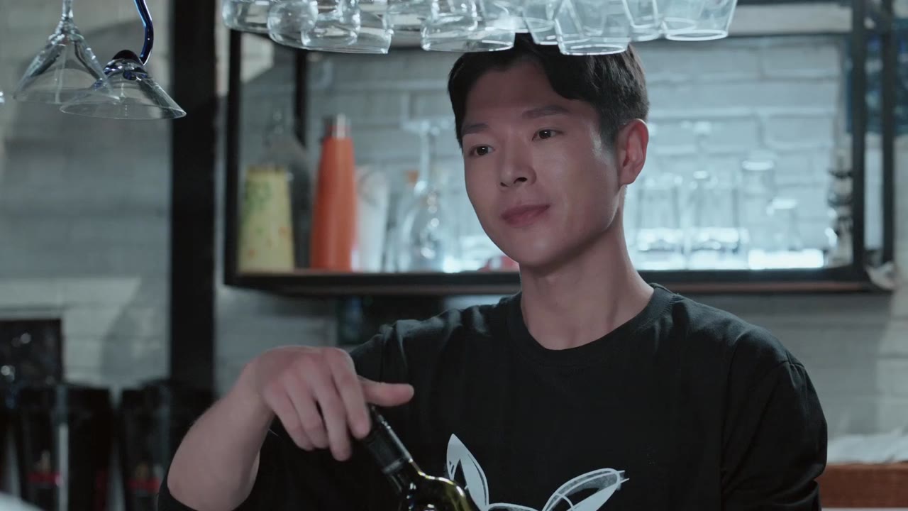 Người Tình Xa Lạ tập 5 cảnh 2