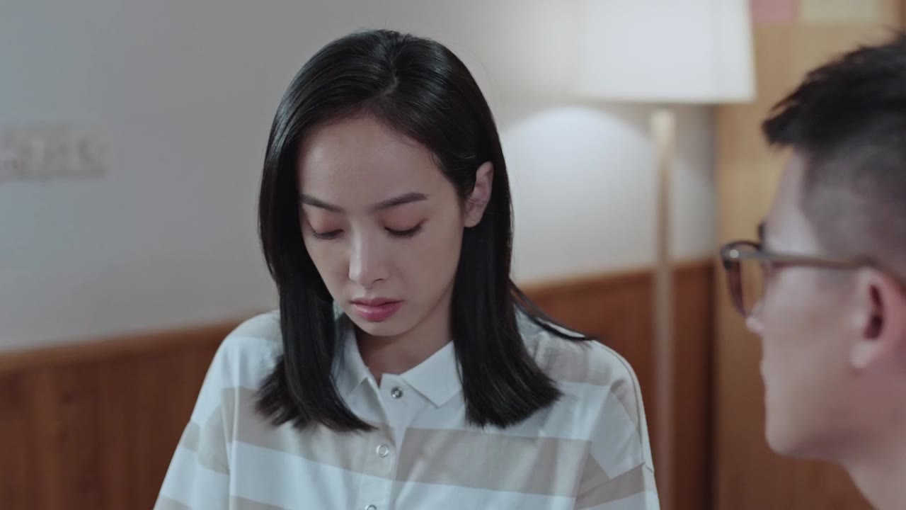 Người Tình Xa Lạ tập 9 cảnh 2