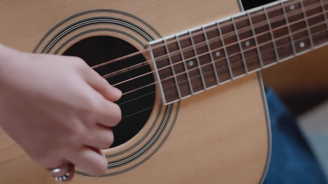 Người Tình Xa Lạ tập 10