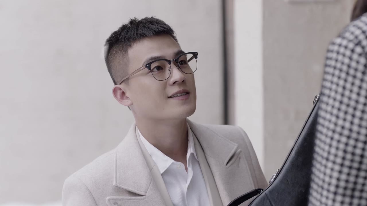 Người Tình Xa Lạ tập 11
