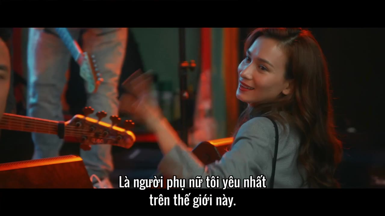 Anh Ta Thật Sự Không Mấy Yêu Em tập 1 cảnh 3