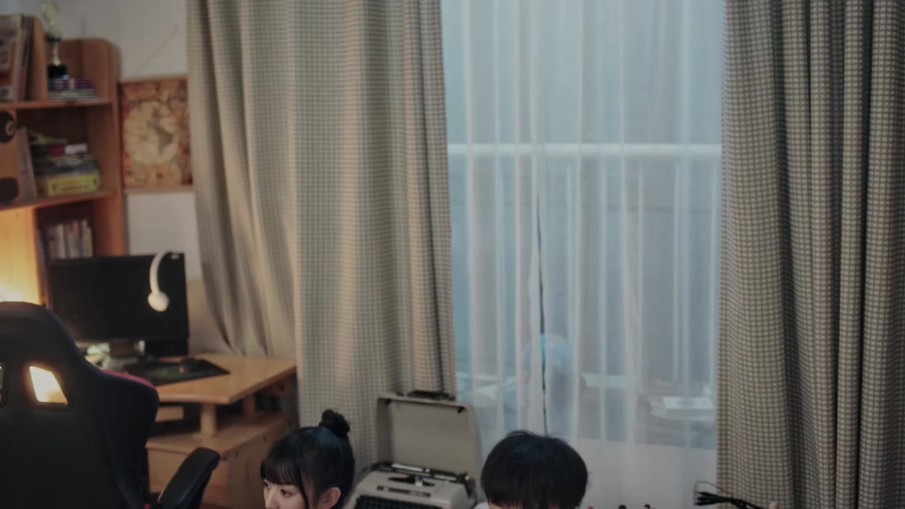 Chúng Ta Đáng Yêu Như Thế tập 2 cảnh 2