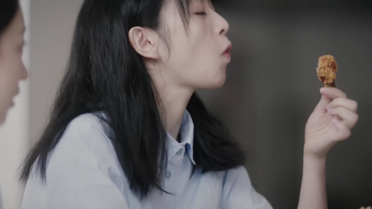 Chúng Ta Đáng Yêu Như Thế tập 14 cảnh 2