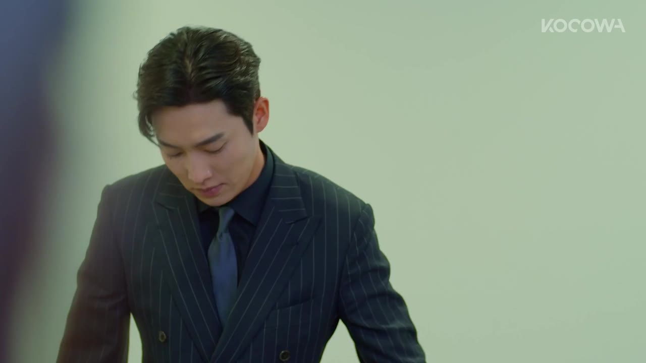Yong Soo-jung Dũng Cảm tập 16 cảnh 3