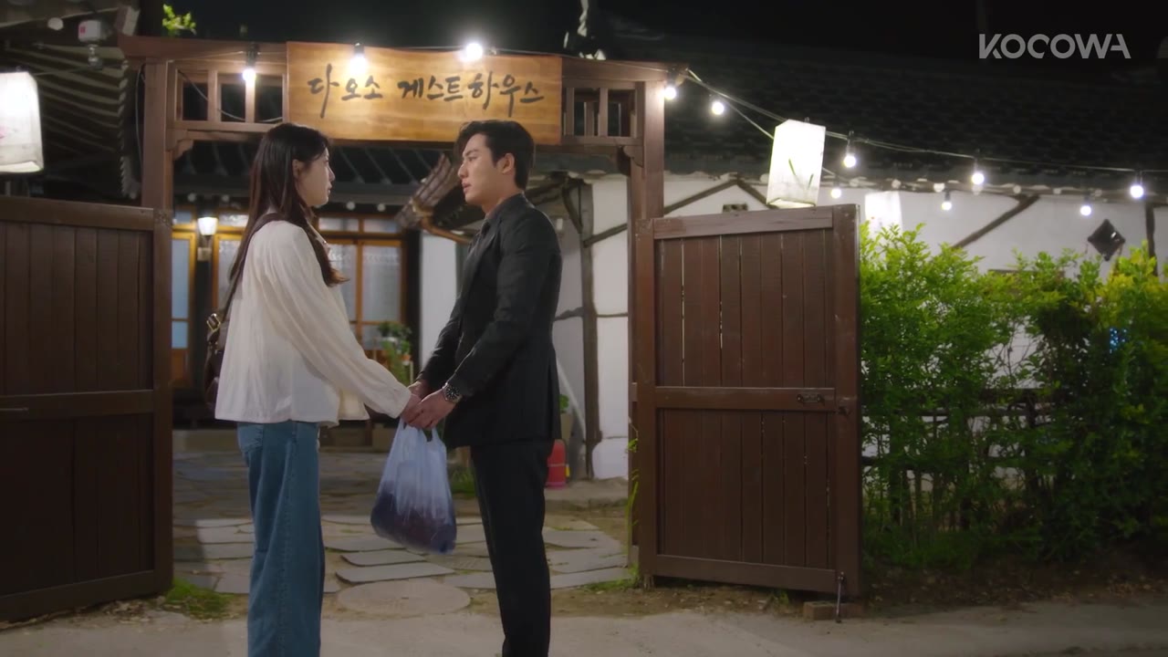 Yong Soo-jung Dũng Cảm tập 30 cảnh 2