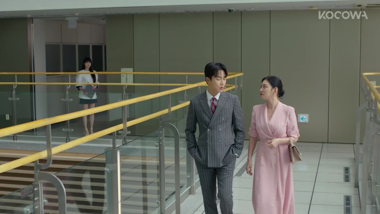 Yong Soo-jung Dũng Cảm tập 75 cảnh 3