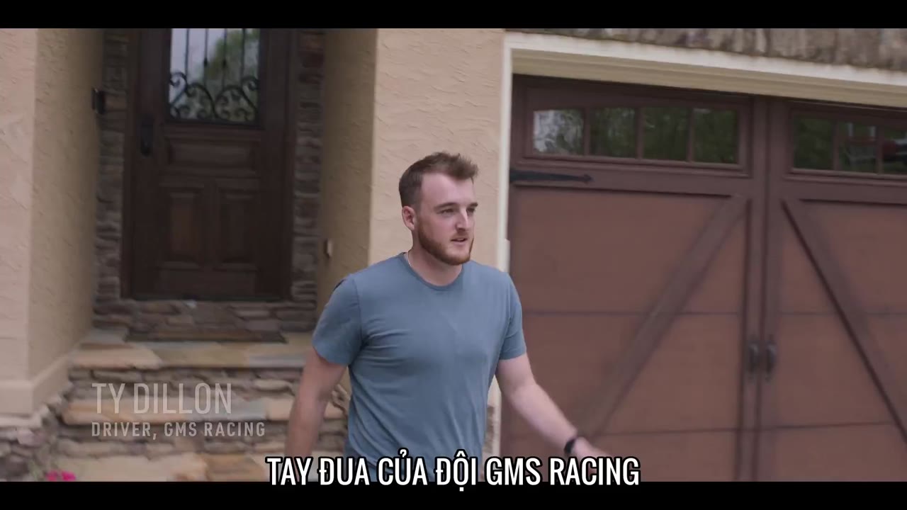 Cuộc đua: Bubba Wallace tập 1 cảnh 2